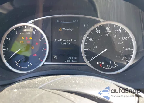 2018 Nissan Sentra S z USA, uszkodzony, nr VIN 3N1AB7AP8JY302780